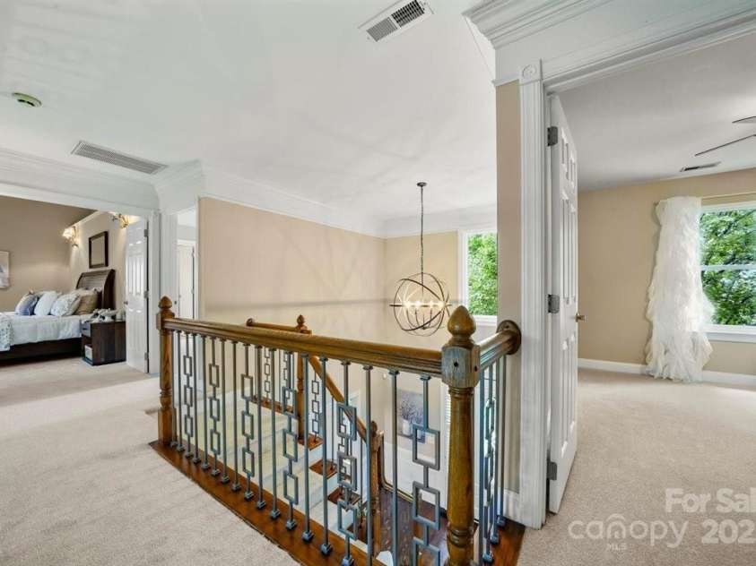 21621 Crown Lake Drive, Cornelius, NC 28031.  MLS# CAR4265644, YatesRealty ID 23215. 