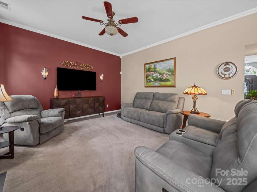 11909 Creek Turn Drive, Charlotte, NC 28278.  MLS# CAR4267264, YatesRealty ID 23216. 