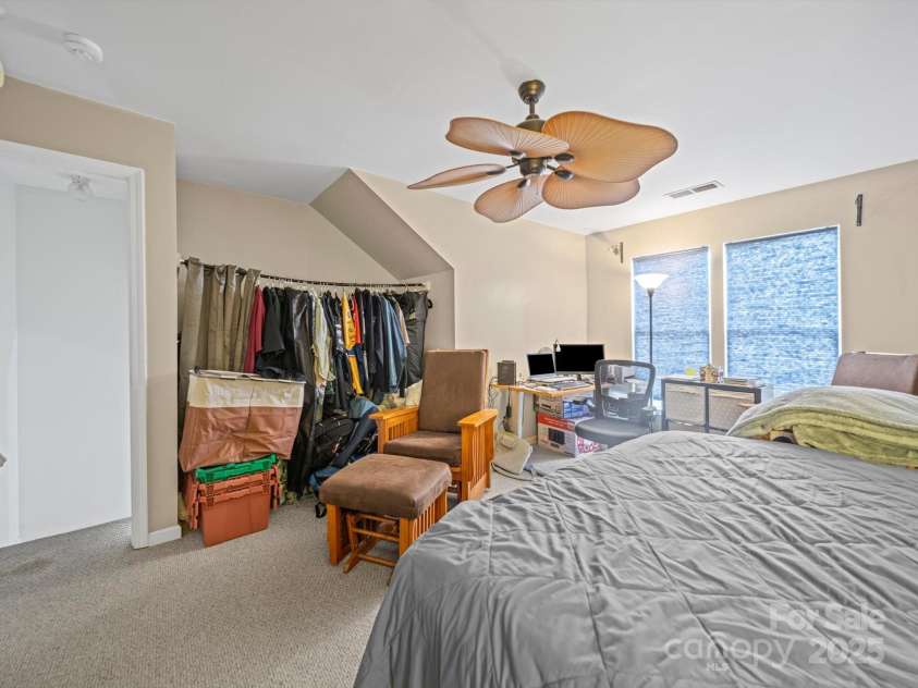 11909 Creek Turn Drive, Charlotte, NC 28278.  MLS# CAR4267264, YatesRealty ID 23216. Bonus Room Upstairs