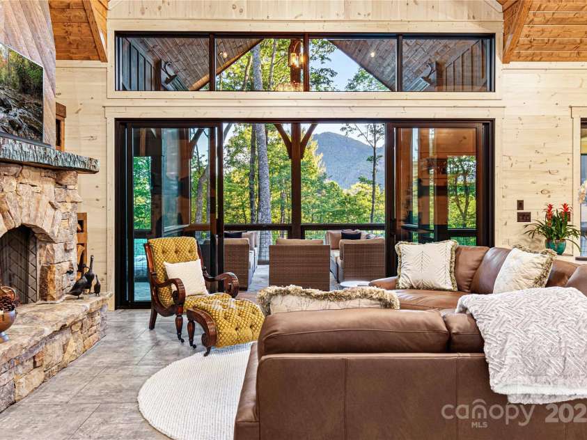 142 Brook Trout Trail, Cashiers, NC 28717.  MLS# CAR4313305, YatesRealty ID 2322. 