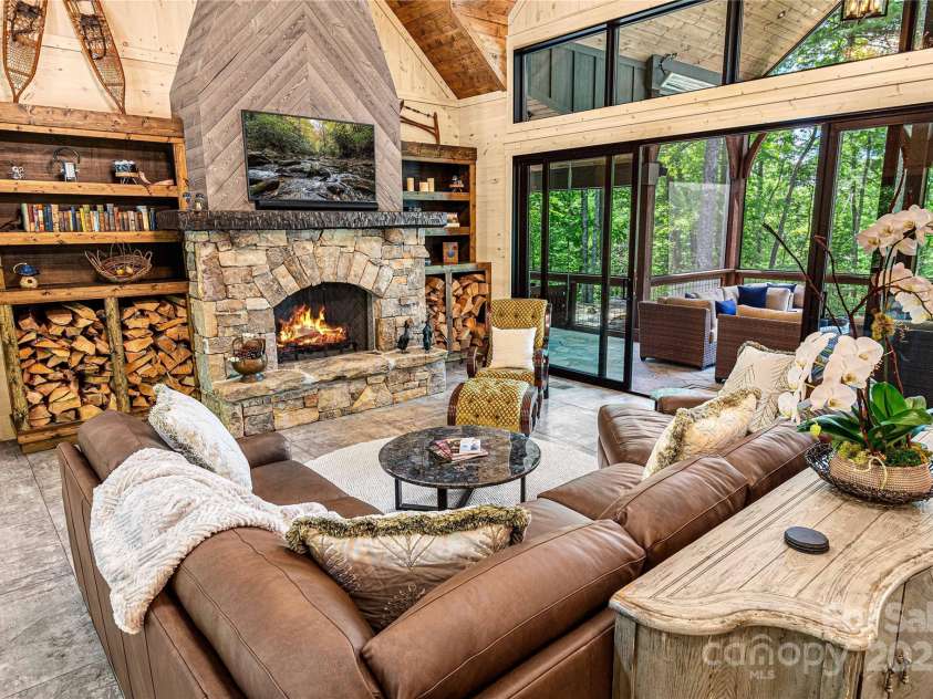 142 Brook Trout Trail, Cashiers, NC 28717.  MLS# CAR4313305, YatesRealty ID 2322. 