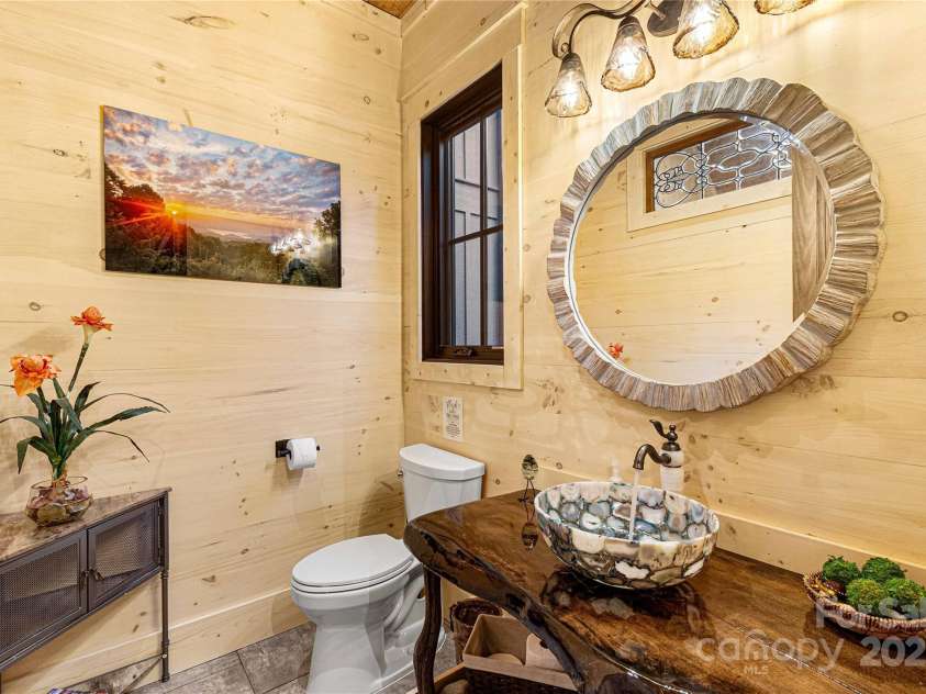 142 Brook Trout Trail, Cashiers, NC 28717.  MLS# CAR4313305, YatesRealty ID 2322. 