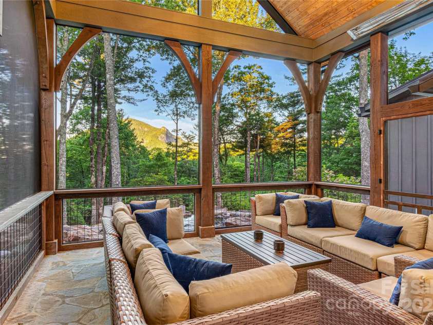 142 Brook Trout Trail, Cashiers, NC 28717.  MLS# CAR4313305, YatesRealty ID 2322. 