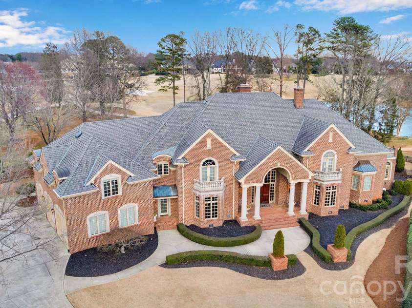 17429 Staysail Court, Cornelius, NC 28031.  MLS# CAR4337983, YatesRealty ID 2322. 
