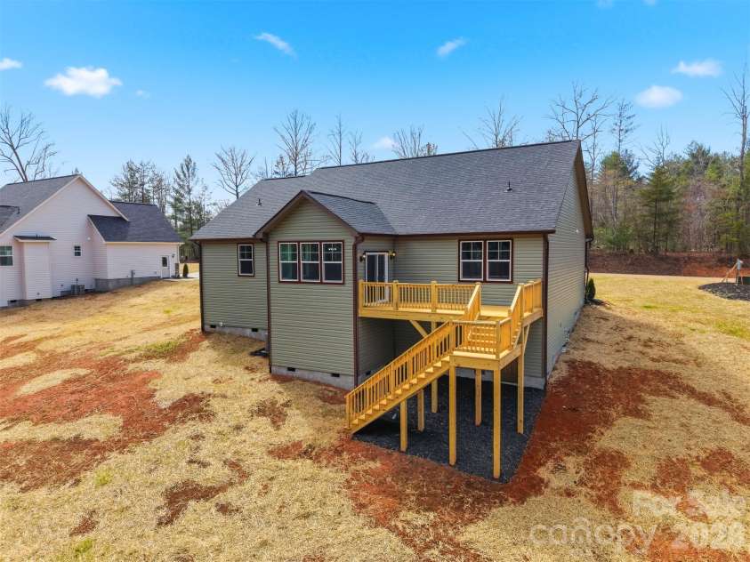 2426 Kimberly Avenue, Morganton, NC 28655.  MLS# CAR4346883, YatesRealty ID 23220. 