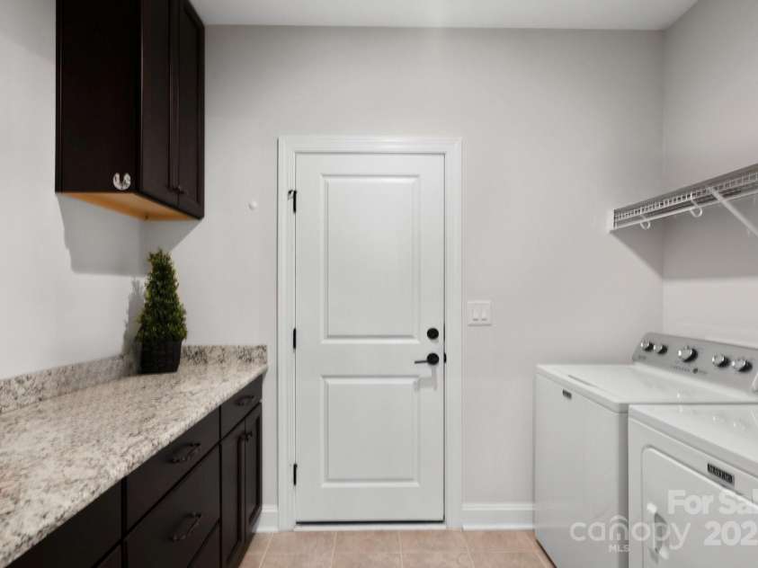 5003 Looking Glass Trail, Denver, NC 28037.  MLS# CAR4264168, YatesRealty ID 23220. 