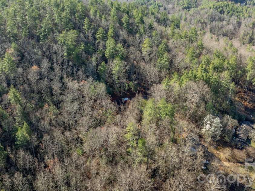 1481 Levi Lane, Lenoir, NC 28645.  MLS# CAR4356686, YatesRealty ID 23221. 