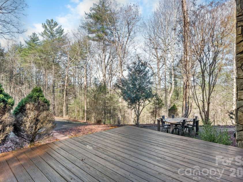 1481 Levi Lane, Lenoir, NC 28645.  MLS# CAR4356686, YatesRealty ID 23221. 