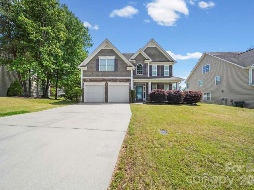 167 Ashlyn Creek Drive, Mooresville, NC 28115.  MLS# CAR4373557, YatesRealty ID 23222. 