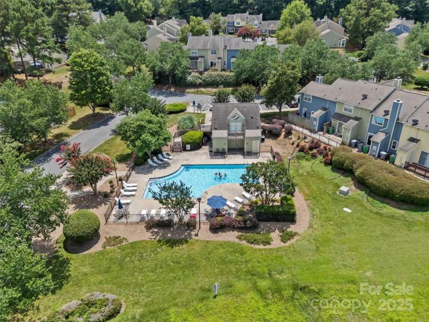9136 Four Mile Creek Road, Charlotte, NC 28277.  MLS# CAR4276244, YatesRealty ID 23222. 