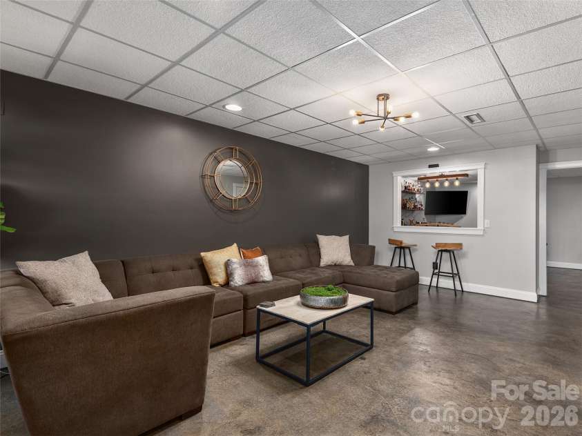35 White Ash Drive, Asheville, NC 28803.  MLS# CAR4350897, YatesRealty ID 23223. 