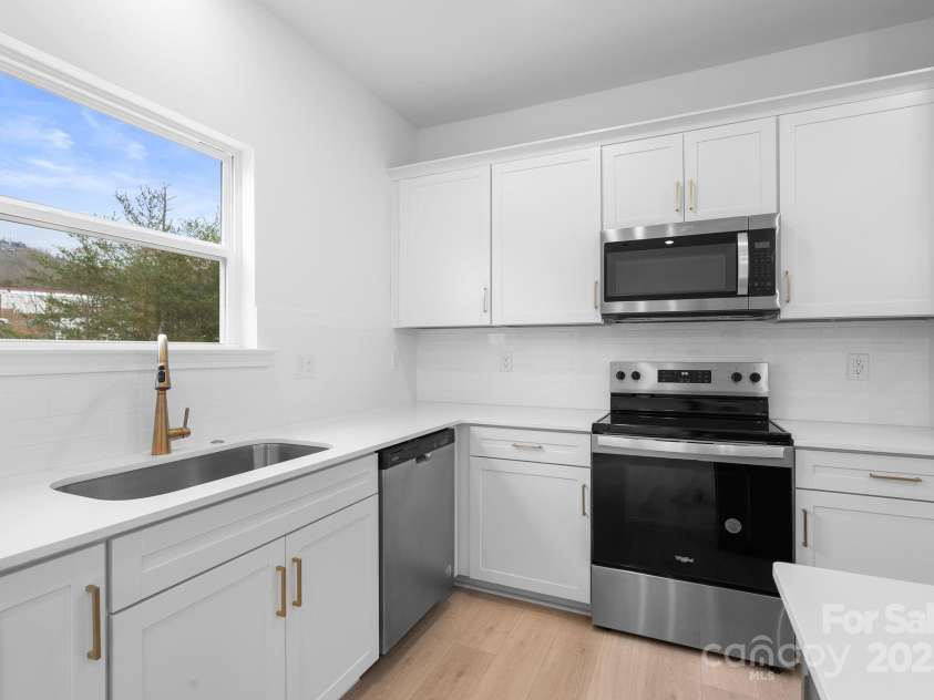 71 Walnut Springs Drive, Asheville, NC 28804.  MLS# CAR4204861, YatesRealty ID 23223. Representative Photo