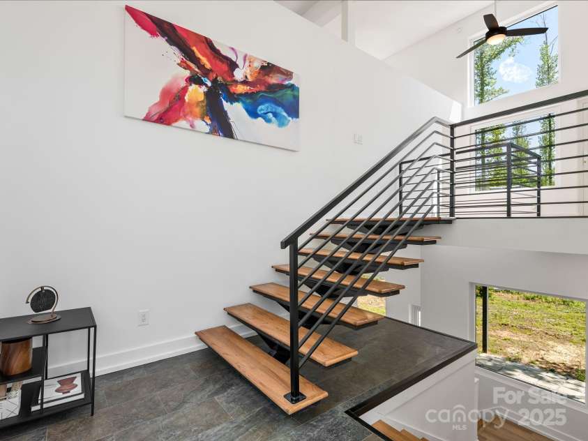 85 Fork Trail, Lake Toxaway, NC 28747.  MLS# CAR4259087, YatesRealty ID 23225. 