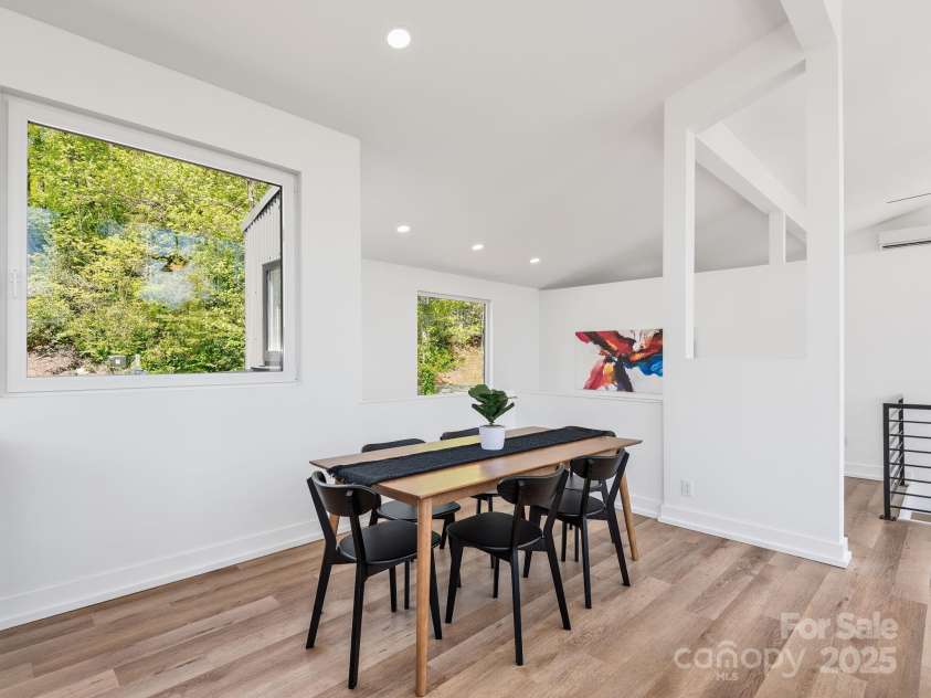 85 Fork Trail, Lake Toxaway, NC 28747.  MLS# CAR4259087, YatesRealty ID 23225. 