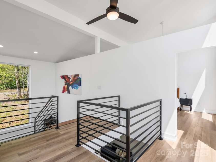 85 Fork Trail, Lake Toxaway, NC 28747.  MLS# CAR4259087, YatesRealty ID 23225. 