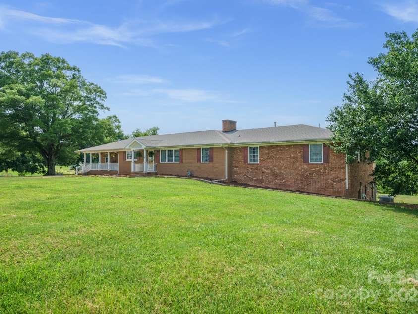 14411 Eastfield Road, Huntersville, NC 28078.  MLS# CAR4273593, YatesRealty ID 23226. 