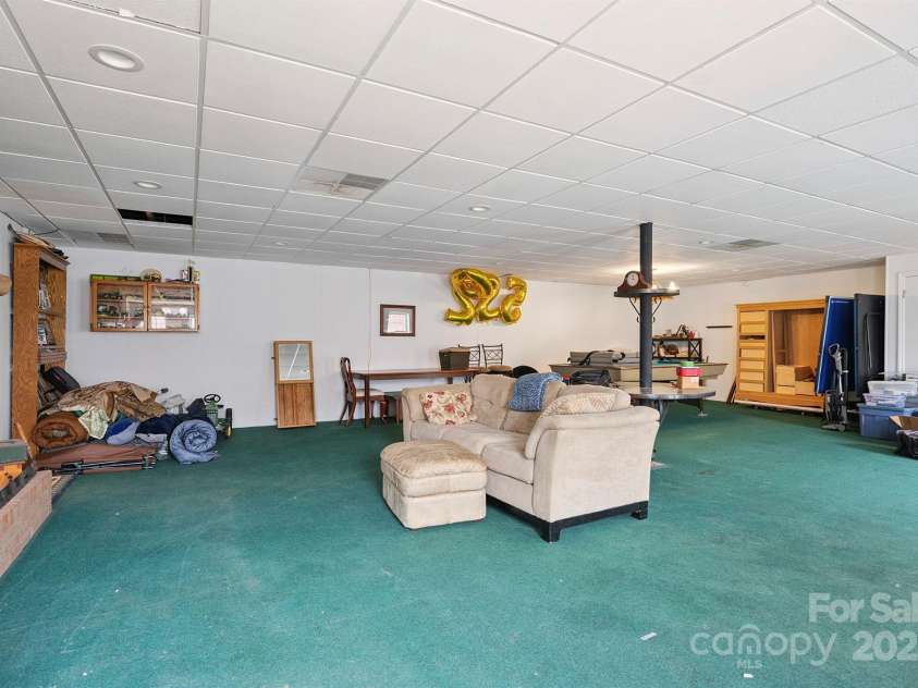 14411 Eastfield Road, Huntersville, NC 28078.  MLS# CAR4273593, YatesRealty ID 23226. Multi-generational family possibilities