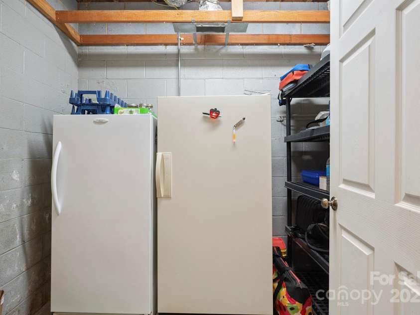 14411 Eastfield Road, Huntersville, NC 28078.  MLS# CAR4273593, YatesRealty ID 23226. Storage