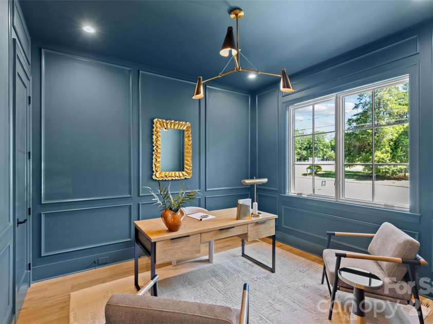 3526 Craig Avenue, Charlotte, NC 28211.  MLS# CAR4378596, YatesRealty ID 23226. Office