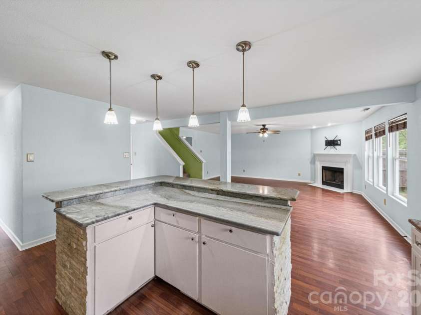 2902 Royal Fern Lane, Charlotte, NC 28215.  MLS# CAR4366975, YatesRealty ID 23227. 