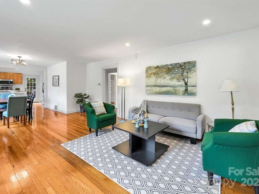 14 Monroe Street, Brevard, NC 28712.  MLS# CAR4272993, YatesRealty ID 23228. 