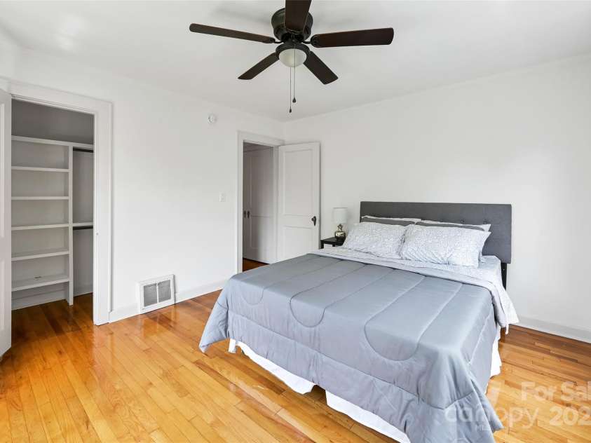 14 Monroe Street, Brevard, NC 28712.  MLS# CAR4272993, YatesRealty ID 23228. 