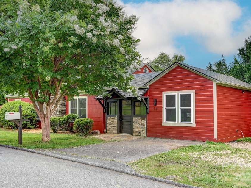 14 Monroe Street, Brevard, NC 28712.  MLS# CAR4272993, YatesRealty ID 23228. 