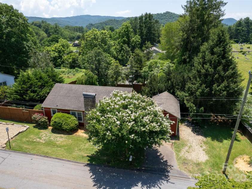 14 Monroe Street, Brevard, NC 28712.  MLS# CAR4272993, YatesRealty ID 23228. 