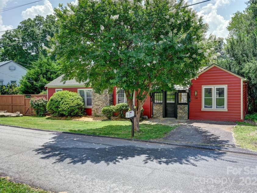 14 Monroe Street, Brevard, NC 28712.  MLS# CAR4272993, YatesRealty ID 23228. 