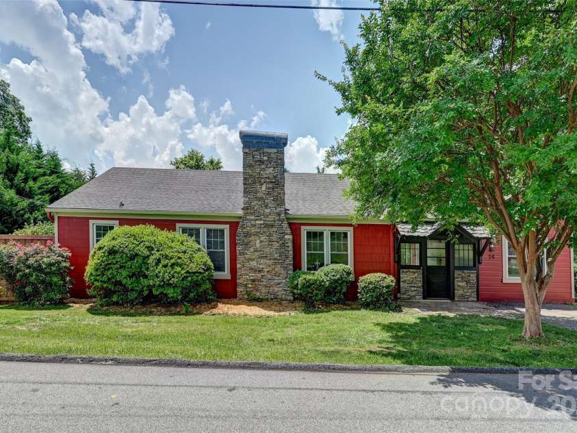 14 Monroe Street, Brevard, NC 28712.  MLS# CAR4272993, YatesRealty ID 23228. 