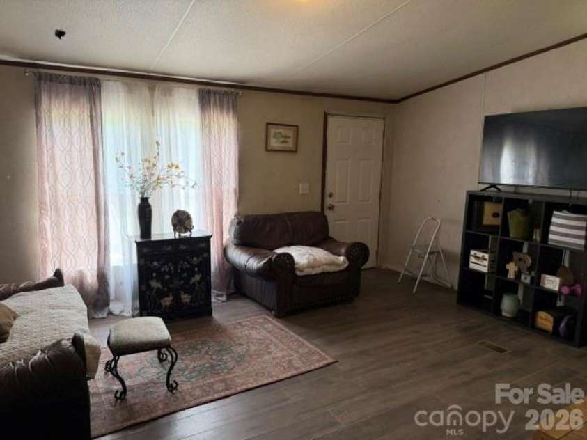 19 Streamview Lane, Arden, NC 28704.  MLS# CAR4371209, YatesRealty ID 23228. 