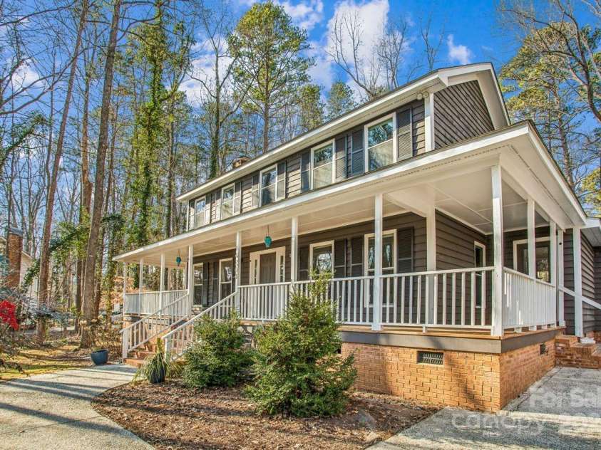 14264 Maple Hollow Lane, Mint Hill, NC 28227.  MLS# CAR4216883, YatesRealty ID 2323. 