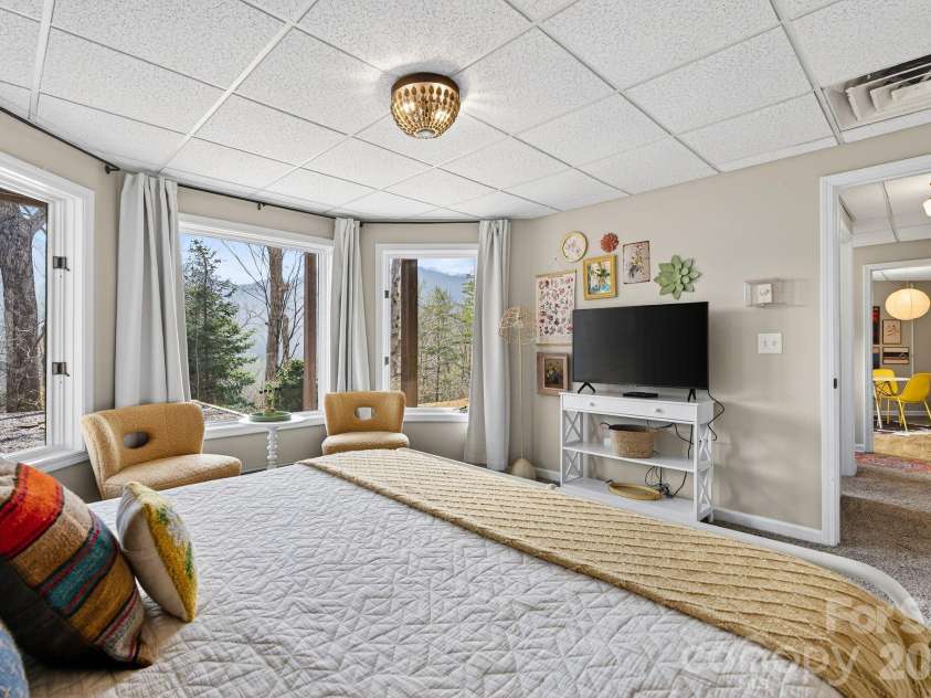 99 Margaret Drive, Leicester, NC 28748.  MLS# CAR4344574, YatesRealty ID 2323. Bedroom 4 Downstairs