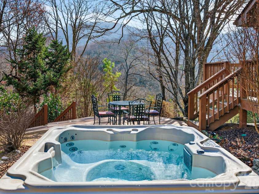 99 Margaret Drive, Leicester, NC 28748.  MLS# CAR4344574, YatesRealty ID 2323. Hot Tub