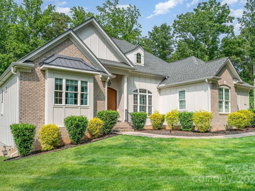 10874 Rise Lane, Fort Mill, SC 29707.  MLS# CAR4264573, YatesRealty ID 23230. 