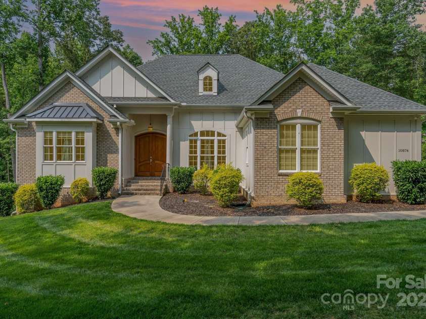 10874 Rise Lane, Fort Mill, SC 29707.  MLS# CAR4264573, YatesRealty ID 23230. 