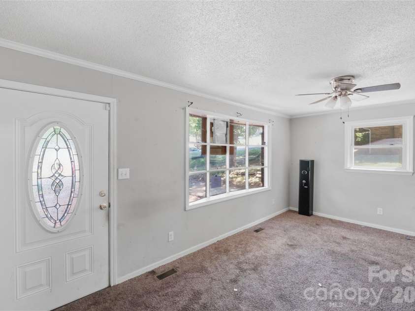 151 Redwood Lane, Gastonia, NC 28052.  MLS# CAR4375924, YatesRealty ID 23230. 