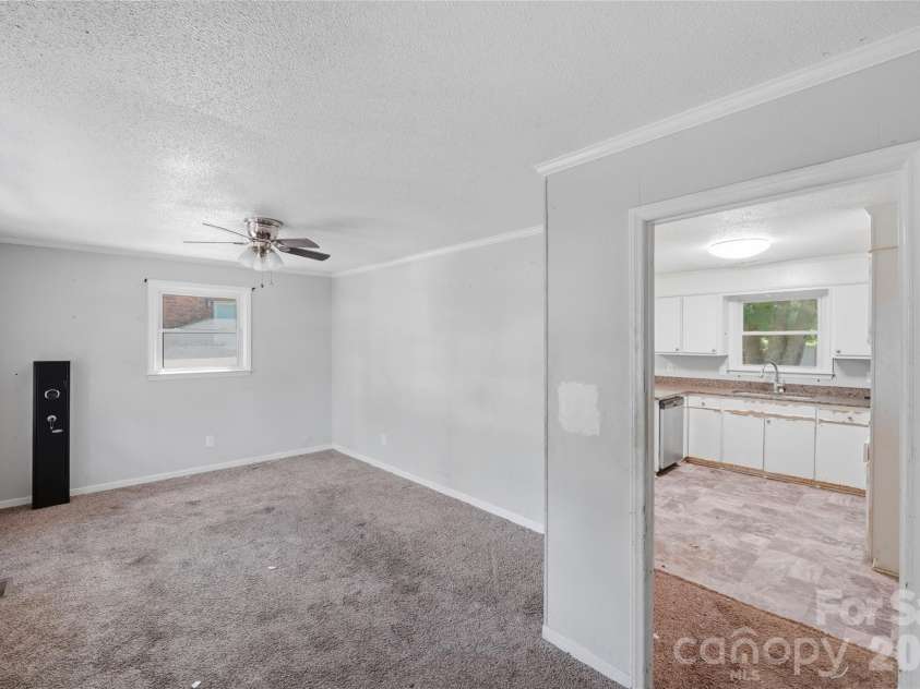 151 Redwood Lane, Gastonia, NC 28052.  MLS# CAR4375924, YatesRealty ID 23230. 