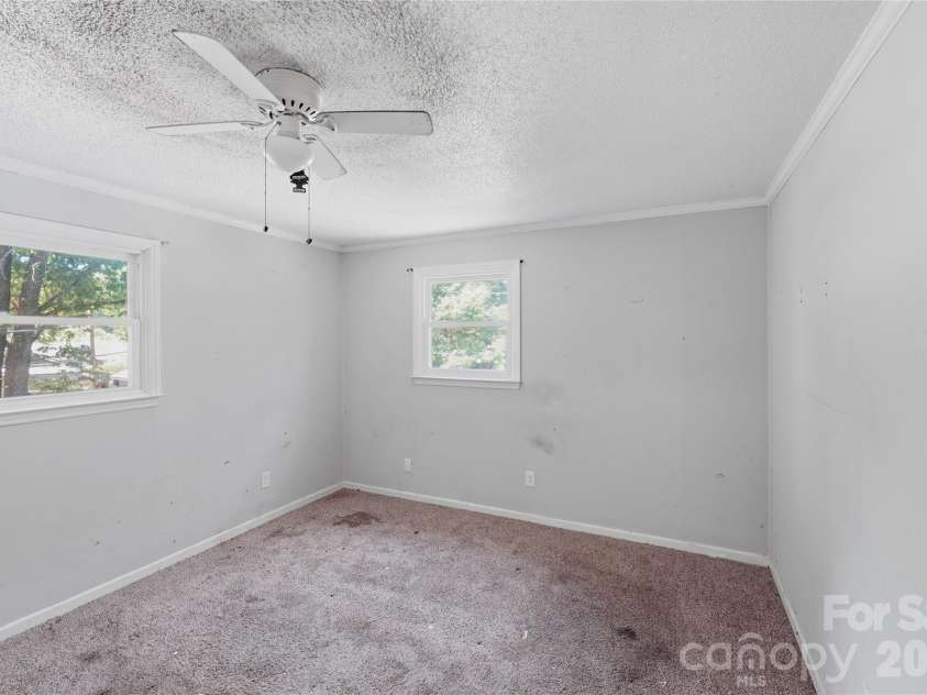 151 Redwood Lane, Gastonia, NC 28052.  MLS# CAR4375924, YatesRealty ID 23230. 