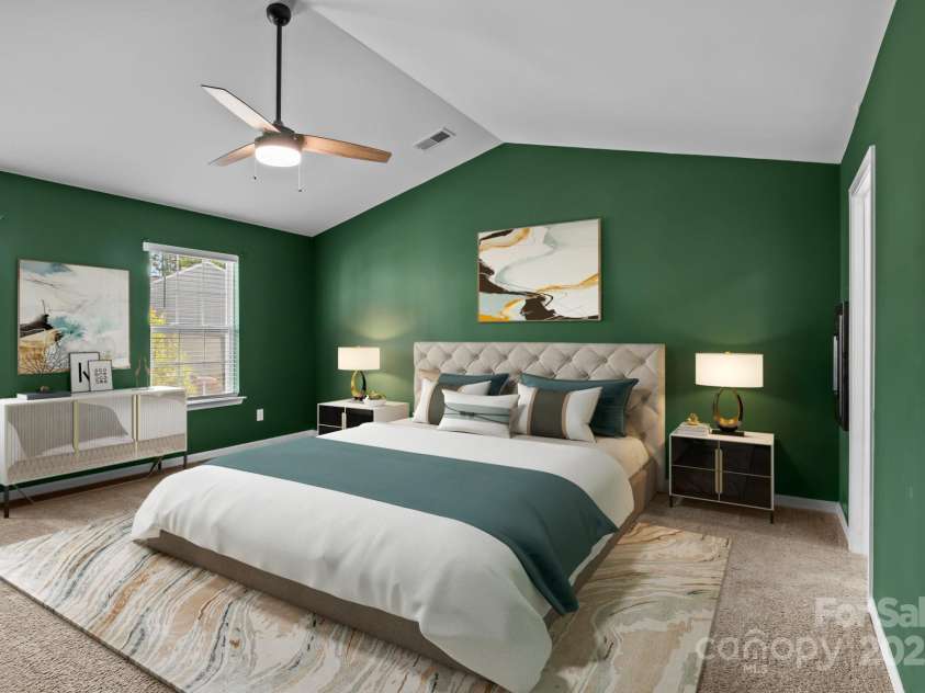 2021 Tarzi Lane, Charlotte, NC 28215.  MLS# CAR4263976, YatesRealty ID 23231. 