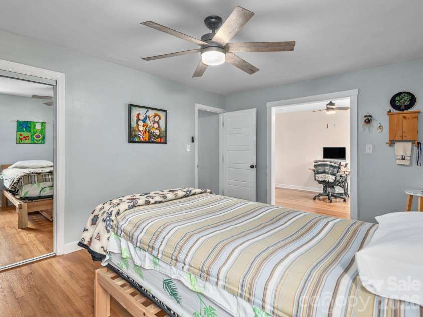 33 Pinehurst Road, Asheville, NC 28805.  MLS# CAR4374553, YatesRealty ID 23231. Master Suite Opens to Office or Reading Nook