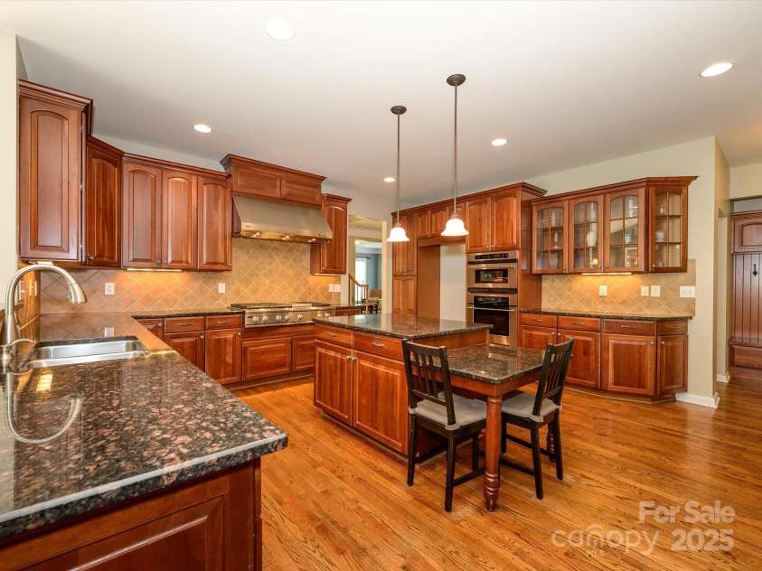 9212 John Hawks Road, Cornelius, NC 28031.  MLS# CAR4271346, YatesRealty ID 23232. 