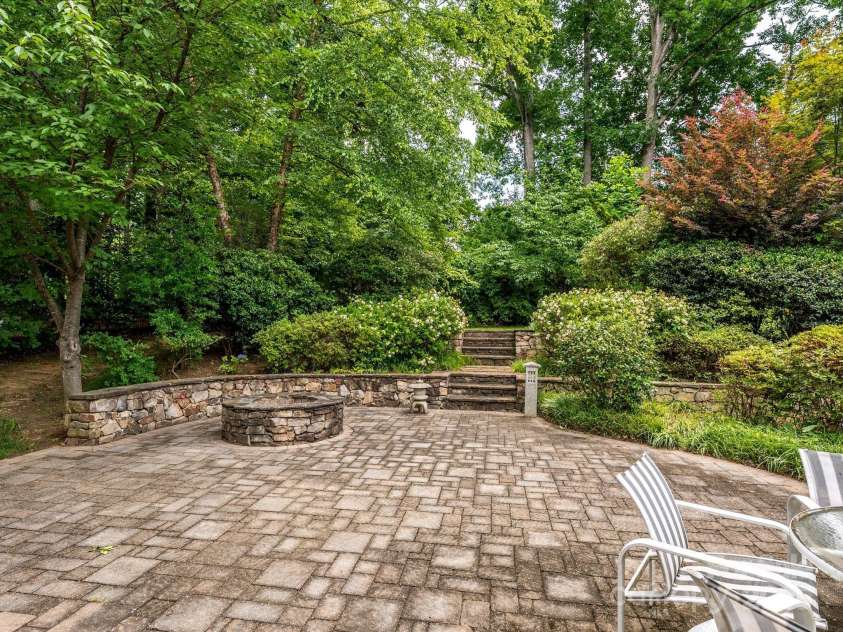 9212 John Hawks Road, Cornelius, NC 28031.  MLS# CAR4271346, YatesRealty ID 23232. 