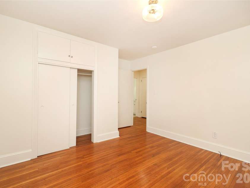 1720 Miles Court, Charlotte, NC 28216.  MLS# CAR4379596, YatesRealty ID 23233. 