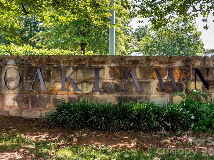 1720 Miles Court, Charlotte, NC 28216.  MLS# CAR4379596, YatesRealty ID 23233. 