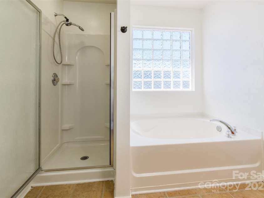 2357 Riding Trail Road, Gastonia, NC 28054.  MLS# CAR4274788, YatesRealty ID 23233. 