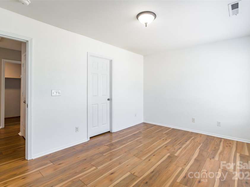 2357 Riding Trail Road, Gastonia, NC 28054.  MLS# CAR4274788, YatesRealty ID 23233. 