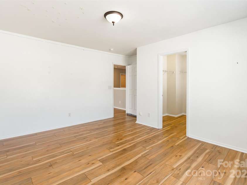 2357 Riding Trail Road, Gastonia, NC 28054.  MLS# CAR4274788, YatesRealty ID 23233. 