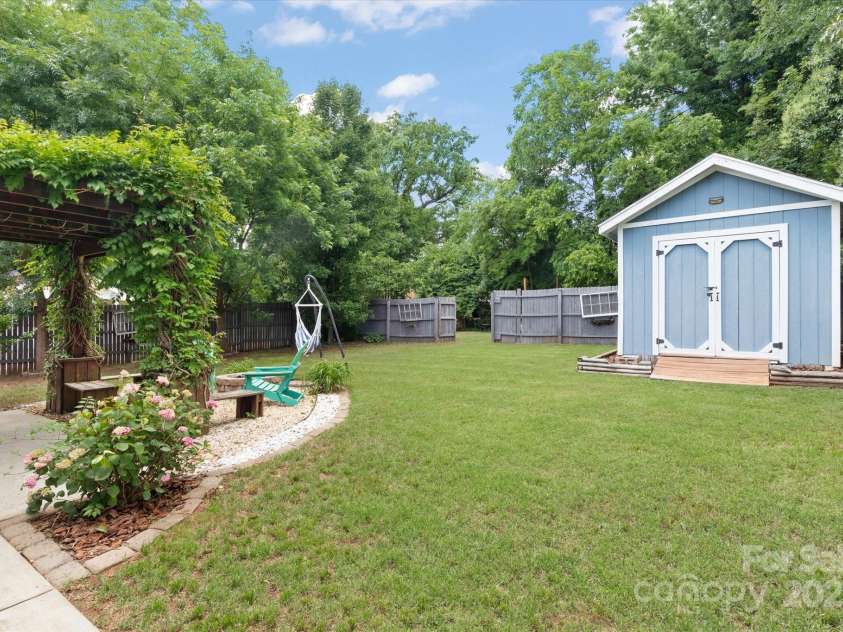 1201 Pegram Street, Charlotte, NC 28205.  MLS# CAR4257783, YatesRealty ID 23234. 10x12 Shed