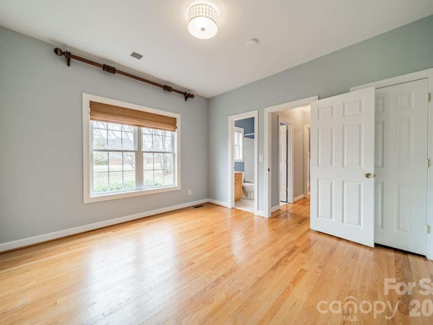 4006 Belle Meade Circle, Belmont, NC 28012.  MLS# CAR4340900, YatesRealty ID 23235. 